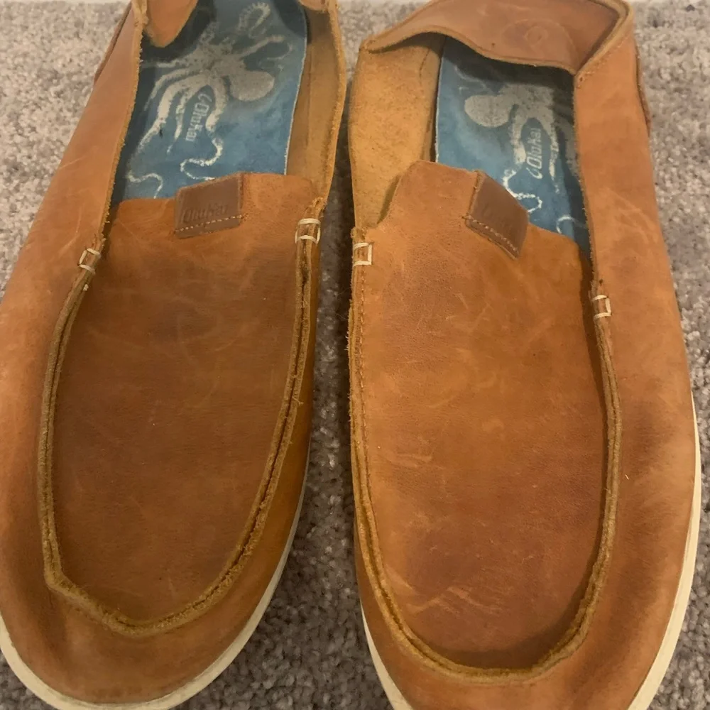 OluKai Nalukia Men's Brown Leather Slip-Ons comfort business casual slip on bea